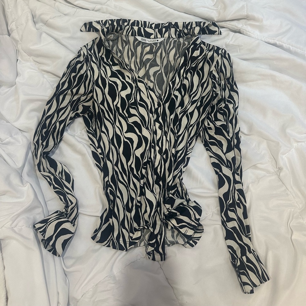 cool zebra striped button down top